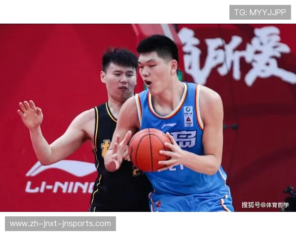 韩硕我觉得还是比赛强度上我们跟广东队还有差距 韩硕我觉得还是比赛强度上我们跟广东队还有差距